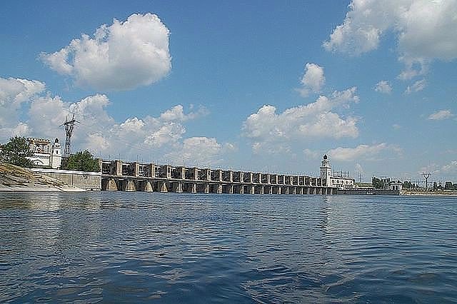 Город
